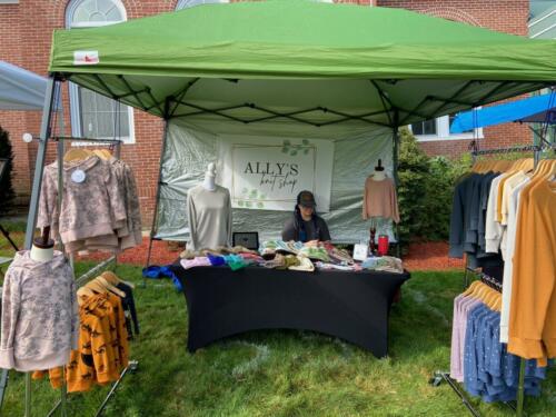 Ally's Shop Booth